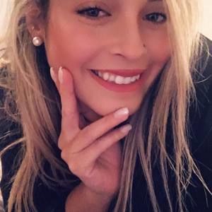 Meet your Posher, Alyne